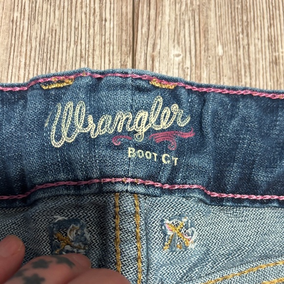 Wrangler Dark Blue Straight Leg Jeans - Picture 2 of 8